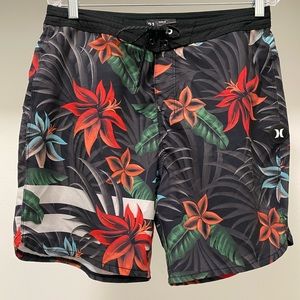 Hurley Men’s Size 31 Floral Board Shorts